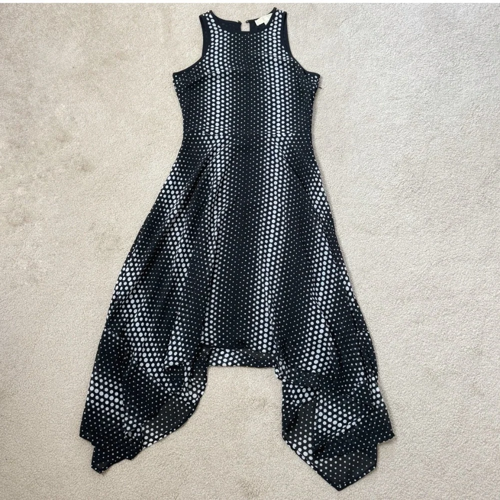 Michael Kors Georgette Dress Handkerchief Hem Black White Ombre Dot Print Size 2